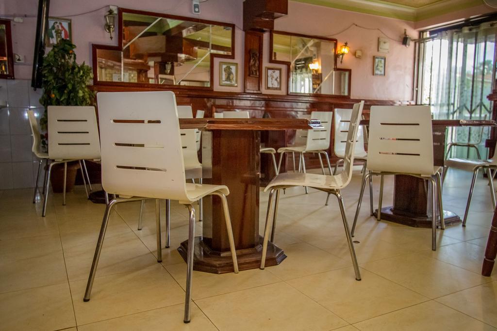 Grand Holiday International Hotel Mbarara Exterior photo